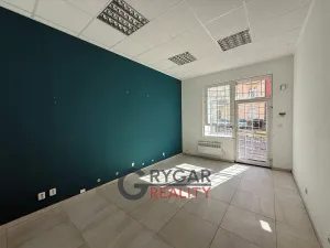 Prodej obchodního prostoru, Praha - Vysočany, Pod pekárnami, 21 m2