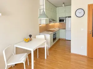 Pronájem bytu 2+kk, Praha - Holešovice, Poupětova, 52 m2