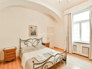 Pronájem bytu 3+kk, Praha - Nové Město, Truhlářská, 122 m2