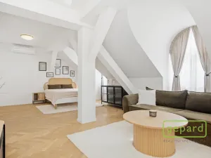 Prodej bytu 1+1, Praha, Čestmírova, 48 m2