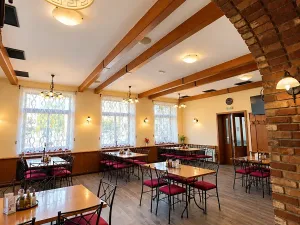 Prodej restaurace, Vamberk, Husovo náměstí, 447 m2