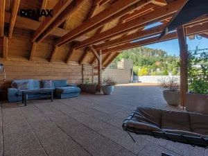 Prodej vily, Králův Dvůr, Pod Lesem, 486 m2