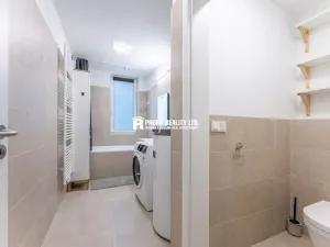 Prodej bytu 2+kk, Kunice - Dolní Lomnice, Vrbová, 59 m2