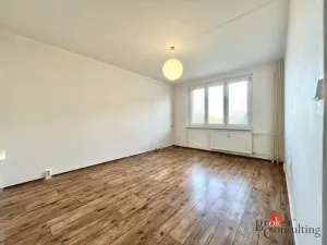 Prodej bytu 2+1, Chomutov, Pod Břízami, 52 m2