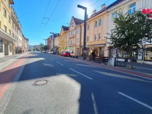 Pronájem obchodního prostoru, Hradec Králové - Pražské Předměstí, S. K. Neumanna, 65 m2