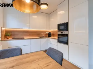 Prodej bytu 2+kk, Praha - Jinonice, Kačírkova, 60 m2