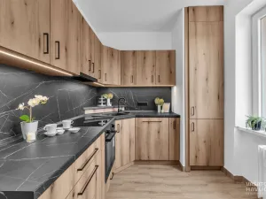 Prodej bytu 2+1, Hradec Králové, třída SNP, 50 m2