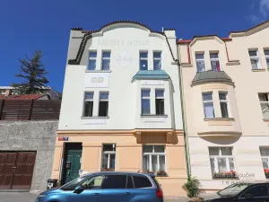 Prodej bytu 2+kk, Praha - Střešovice, Na Petynce, 89 m2
