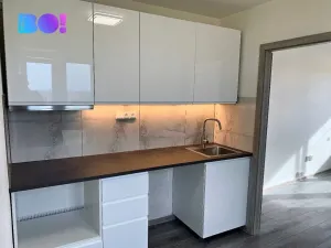 Prodej bytu 2+1, Karviná, Bratr. Veverkových, 50 m2