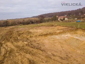 Prodej pozemku pro bydlení, Moravany, 2316 m2
