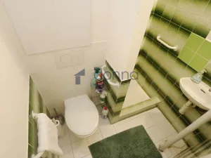 Pronájem bytu 1+kk, Praha, Michelangelova, 23 m2
