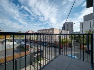 Pronájem bytu 1+kk, Praha - Holešovice, Tusarova, 53 m2