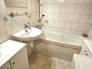 Pronájem bytu 3+kk, Praha, Machkova, 68 m2
