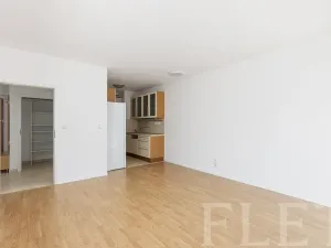 Pronájem bytu 2+kk, Praha - Záběhlice, Velenovského, 53 m2