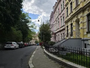 Prodej bytu 2+1, Karlovy Vary, Svahová, 61 m2