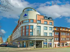 Pronájem obchodního prostoru, Frýdek-Místek - Frýdek, tř. T. G. Masaryka, 396 m2