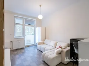 Pronájem bytu 2+kk, Praha - Vršovice, Oblouková, 40 m2