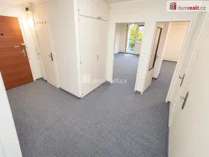 Pronájem bytu 3+1, Praha - Háje, Kosmická, 78 m2