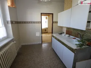 Prodej bytu 2+1, Mariánské Lázně - Úšovice, Skalníkova, 61 m2