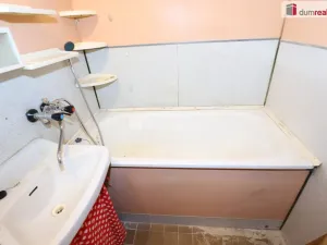 Prodej bytu 2+1, Mariánské Lázně - Úšovice, Skalníkova, 61 m2