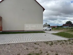 Pronájem komerčního pozemku, Dobříč, 13 m2
