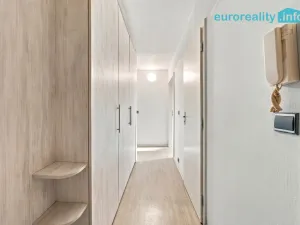 Prodej bytu 2+1, Milovice, Braniborská, 42 m2