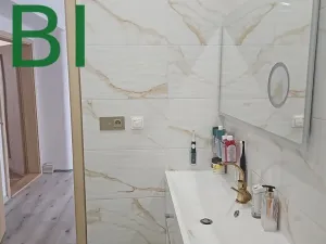 Pronájem bytu 3+1, Praha - Smíchov, Pod tratí, 105 m2
