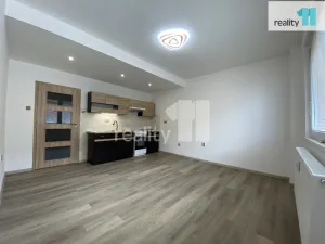 Pronájem bytu 2+kk, Česká Lípa, Na Výsluní, 43 m2
