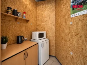 Prodej výrobních prostor, Kladno - Švermov, S. K. Neumanna, 151 m2