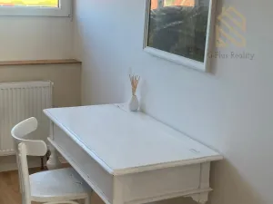 Pronájem bytu 3+kk, Černiv, 80 m2