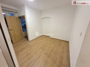 Pronájem bytu 2+kk, Roudnice nad Labem, Špindlerova třída, 39 m2