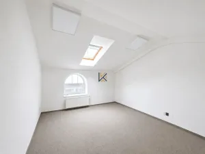 Pronájem kanceláře, Praha - Smíchov, Nádražní, 45 m2