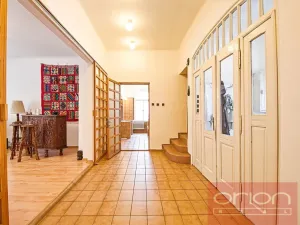 Prodej vily, Praha, 392 m2