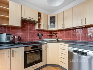 Prodej bytu 2+1, Benešov, Dukelská, 62 m2