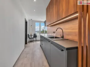 Prodej bytu 4+1, Sokolov, Alšova, 82 m2