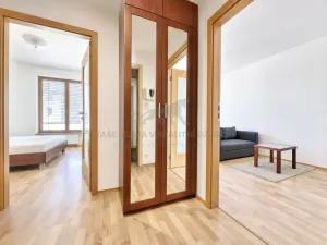 Pronájem bytu 2+kk, Praha - Smíchov, Na Zatlance, 45 m2