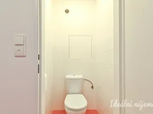 Pronájem bytu 1+kk, Brno - Líšeň, Kosíkova, 33 m2