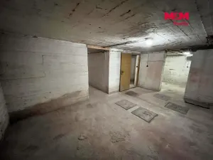 Prodej obchodního prostoru, Ostrava - Poruba, Nálepkovo náměstí, 156 m2