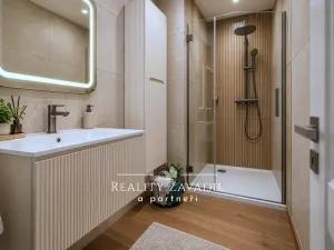 Prodej bytu 3+1, Vlašim, Komenského, 62 m2