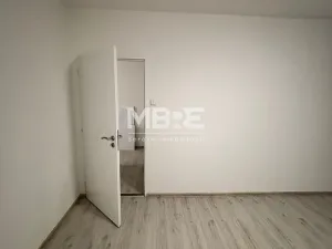 Pronájem bytu 2+kk, Žatec, Dr. Václava Kůrky, 39 m2