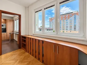 Prodej bytu 2+1, Chomutov, Vrchlického, 54 m2