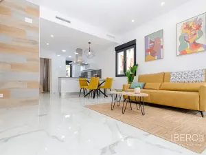 Prodej vily, Torrevieja, Španělsko, 95 m2