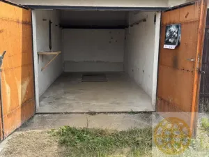 Pronájem garáže, Sezimovo Ústí, 18 m2