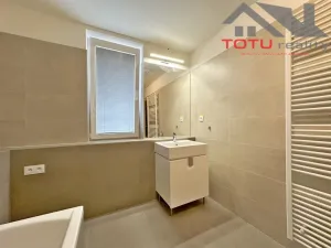 Pronájem bytu 3+kk, Jaroměř, Josefa Šímy, 82 m2