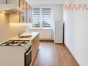Prodej bytu 2+1, Chomutov, Pod Břízami, 60 m2