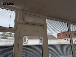 Pronájem obchodního prostoru, Pelhřimov, Krasíkovická, 52 m2