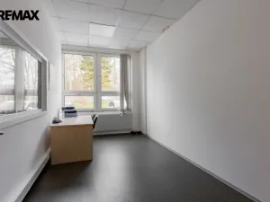 Pronájem skladu, Chodová Planá, Kyjovská, 2489 m2