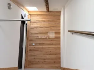 Prodej bytu 2+kk, Karlovy Vary - Rybáře, Sokolovská, 81 m2
