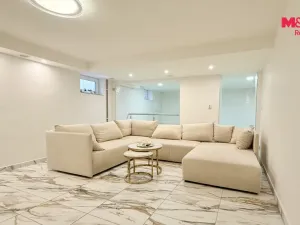 Prodej rodinného domu, Dolní Bojanovice, Zvolence, 380 m2