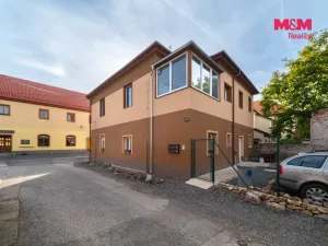 Prodej bytu 4+kk, Lochovice, 64 m2